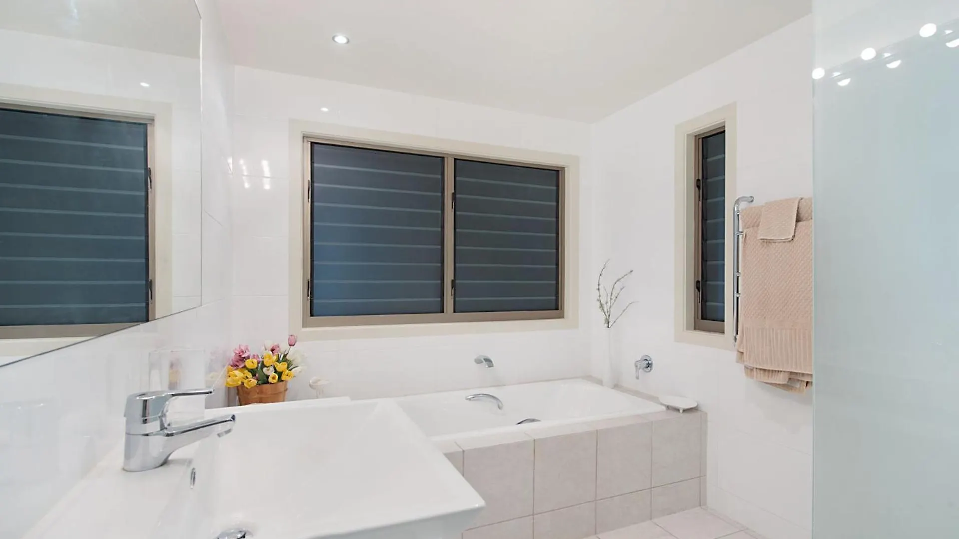 Dreamtime Escape Villa Fingal Head 0*,