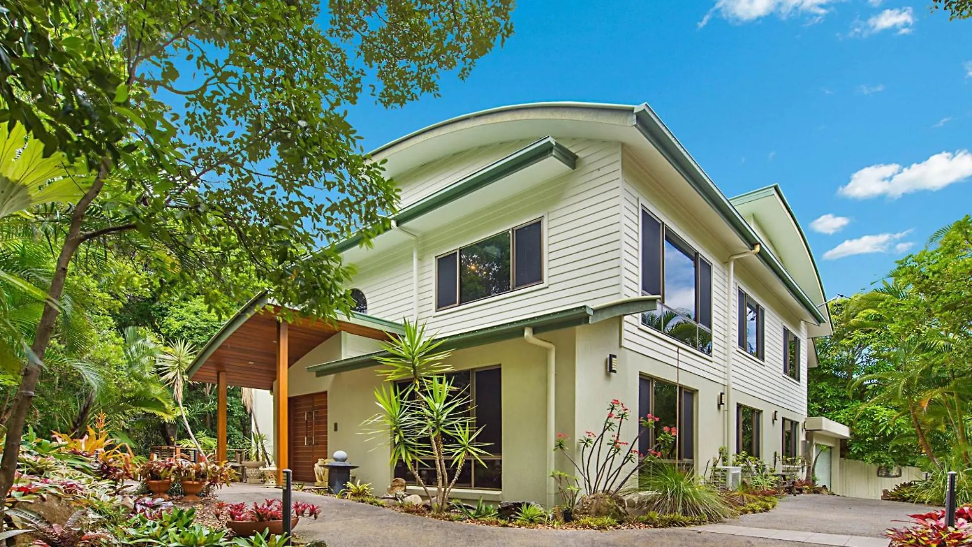 Dreamtime Escape Villa Fingal Head Australia